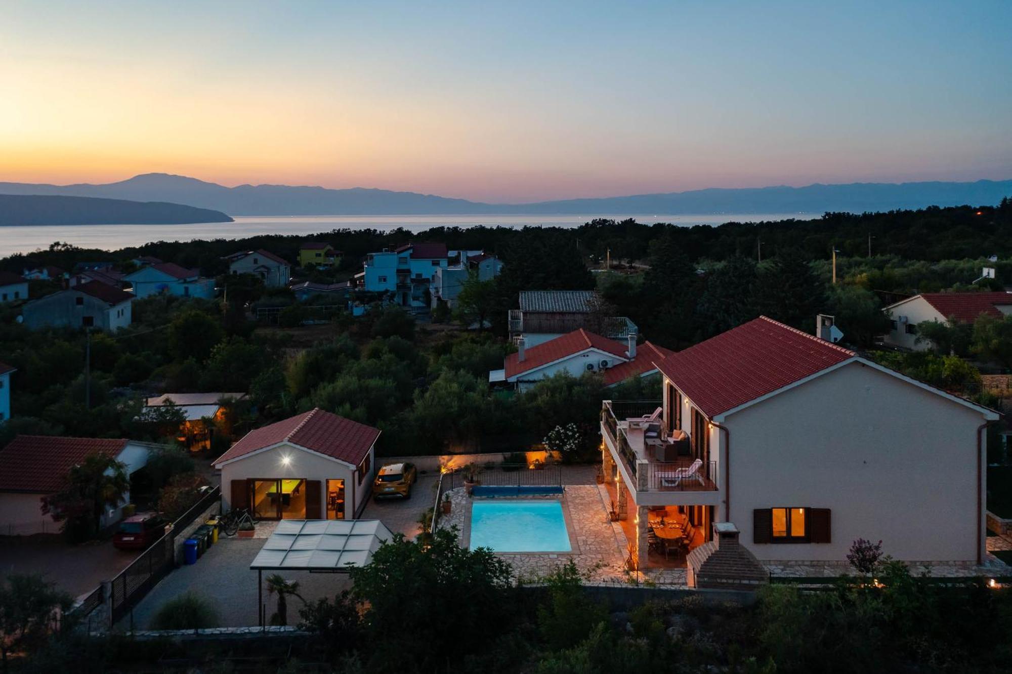 Villa Sara - Perfect Family Holiday Brzac Extérieur photo