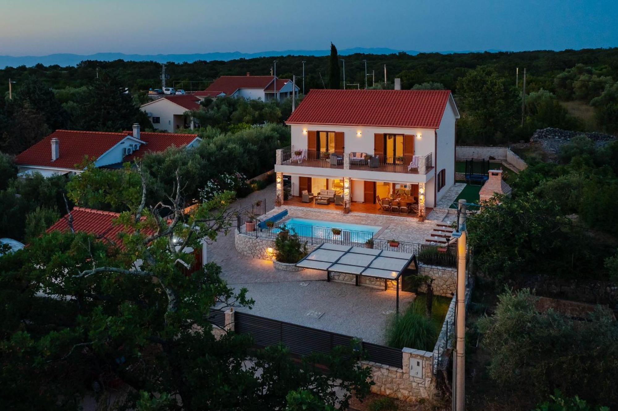 Villa Sara - Perfect Family Holiday Brzac Extérieur photo