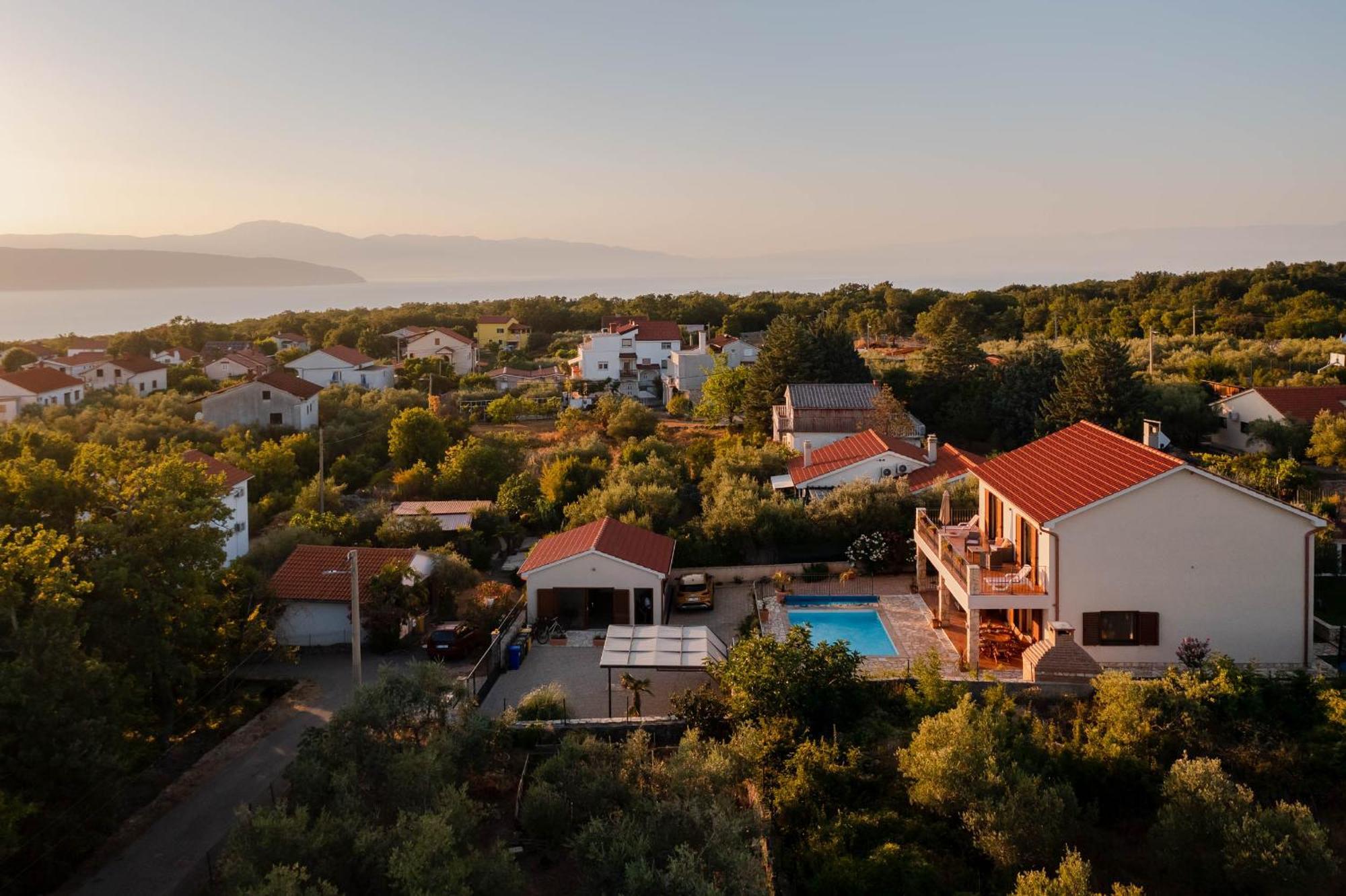 Villa Sara - Perfect Family Holiday Brzac Extérieur photo
